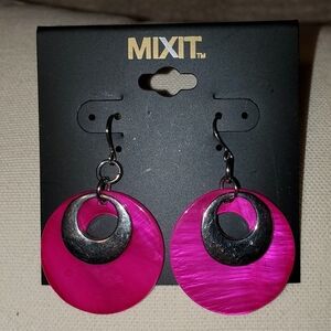 5 for $25 | NWT Mixit Hot Pink and Silver Circular Dangle Earrings